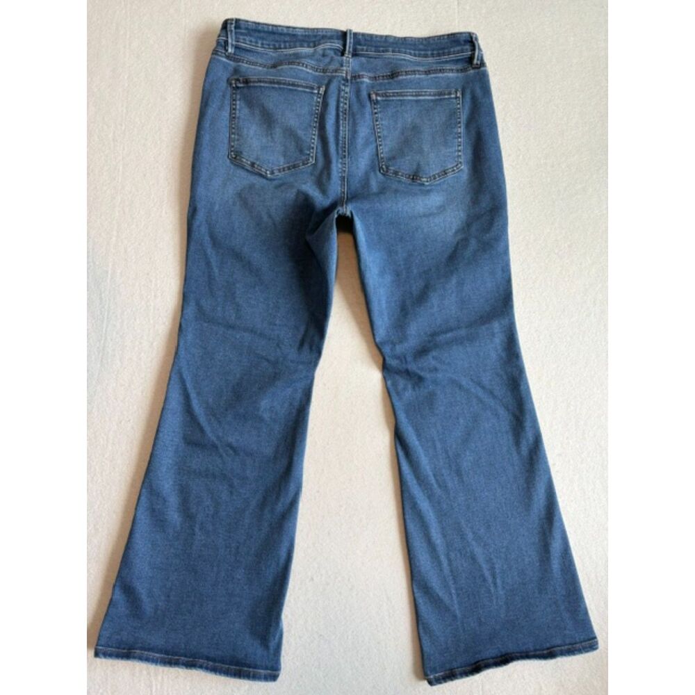 Ann Taylor Curvy Fit Womens Bootcut Jeans Size 16 Stretch - Picture 5 of 5